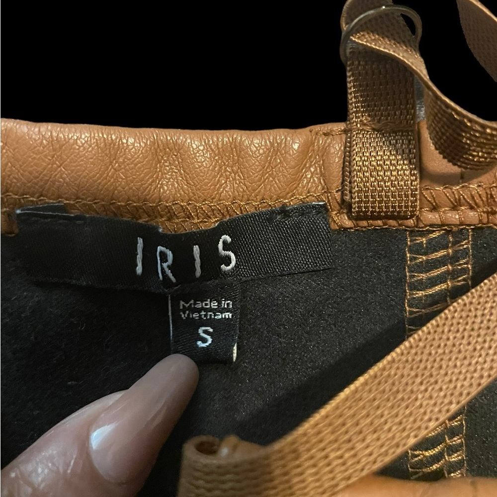 Iris Faux Leather Top - Size S - Picture 2 of 5